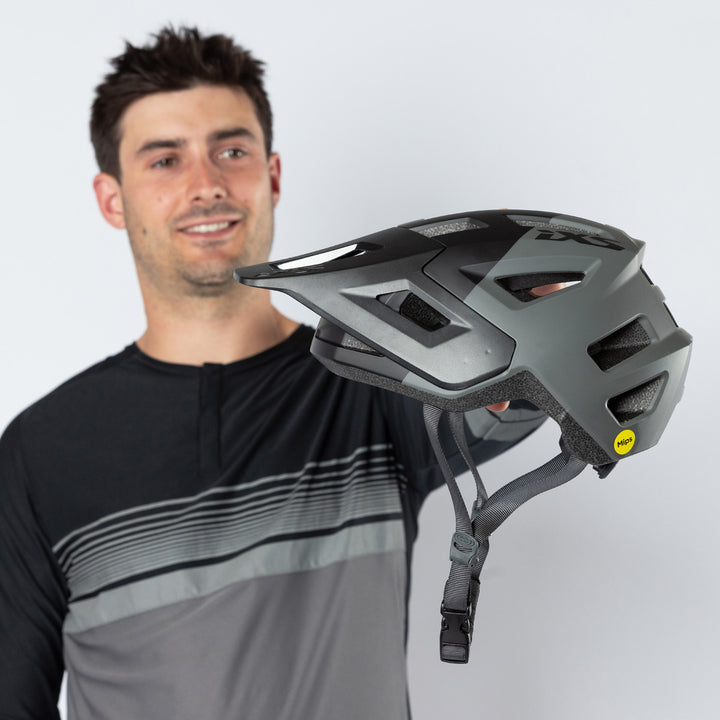 iXS Flow 1.0 MIPS helmet