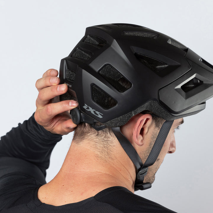 iXS Flow 1.0 MIPS helmet