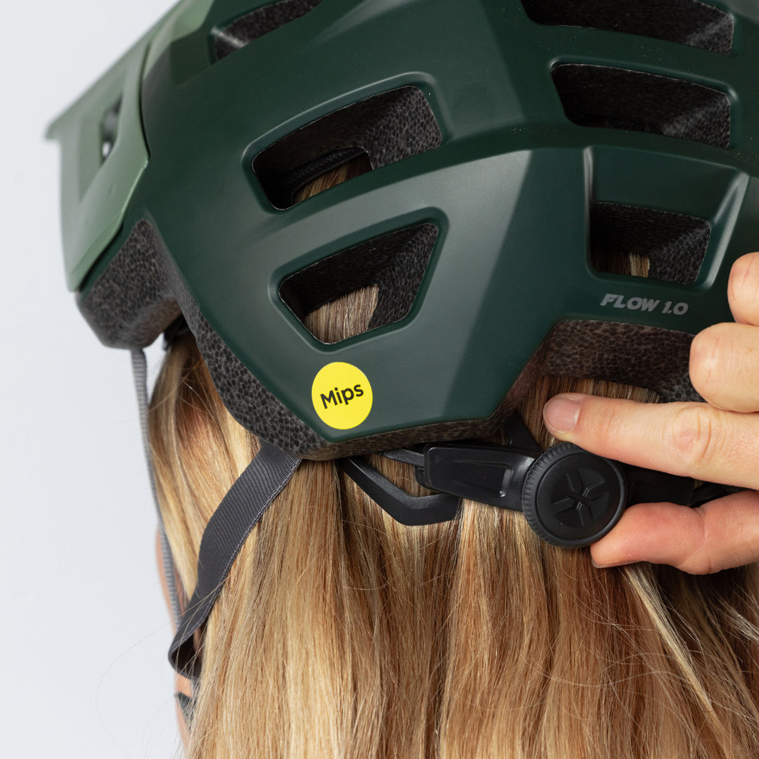 iXS Flow 1.0 MIPS helmet