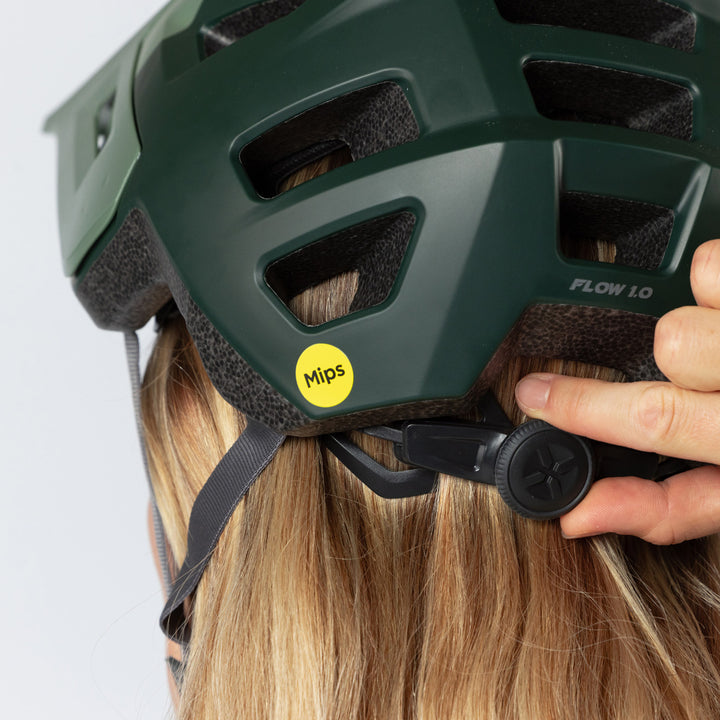 iXS Flow 1.0 MIPS helmet