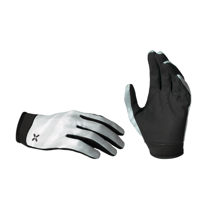 Flow 1.0 gloves